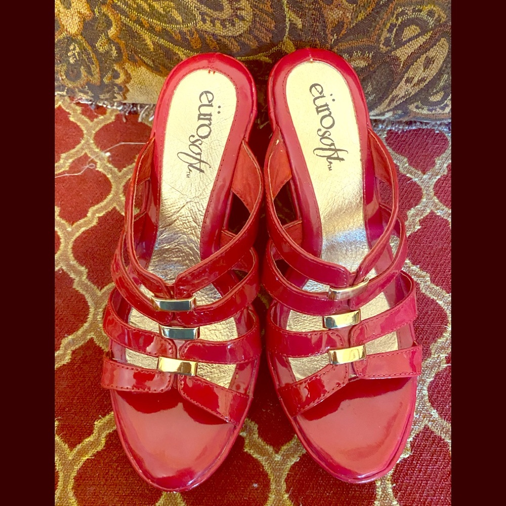 Euro Soft by Sofft Red Sandal Wedges 4 inch heel